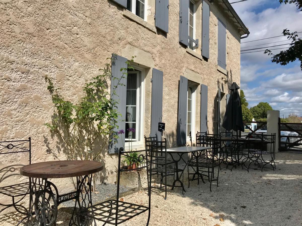 Le Relais D'aulnay Couette-café Aulnay (Charente-Maritime)